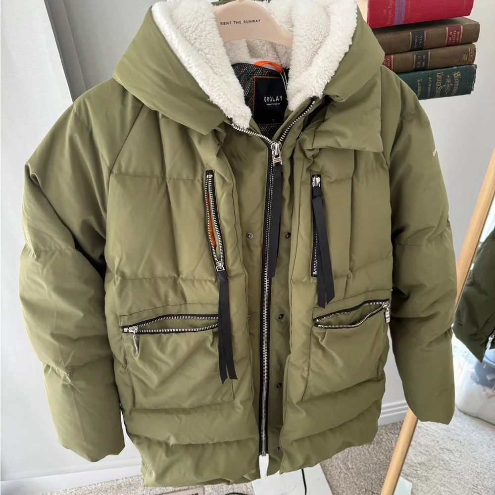 Stylish Olive Women's Puffer Jacket - Picture 4 of 4